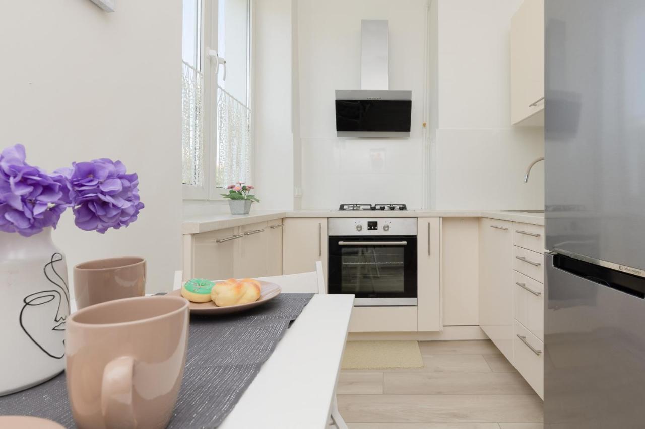 Raclawicka Cozy Studio Apartment By Noclegi Renters Warsawa Bagian luar foto