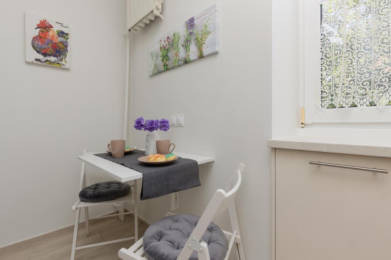 Raclawicka Cozy Studio Apartment By Noclegi Renters Warsawa Bagian luar foto