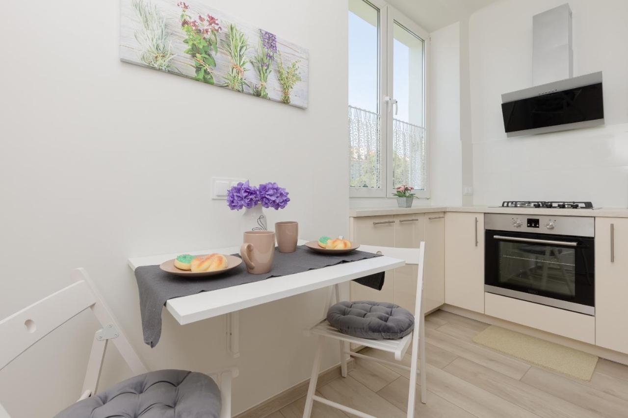 Raclawicka Cozy Studio Apartment By Noclegi Renters Warsawa Bagian luar foto